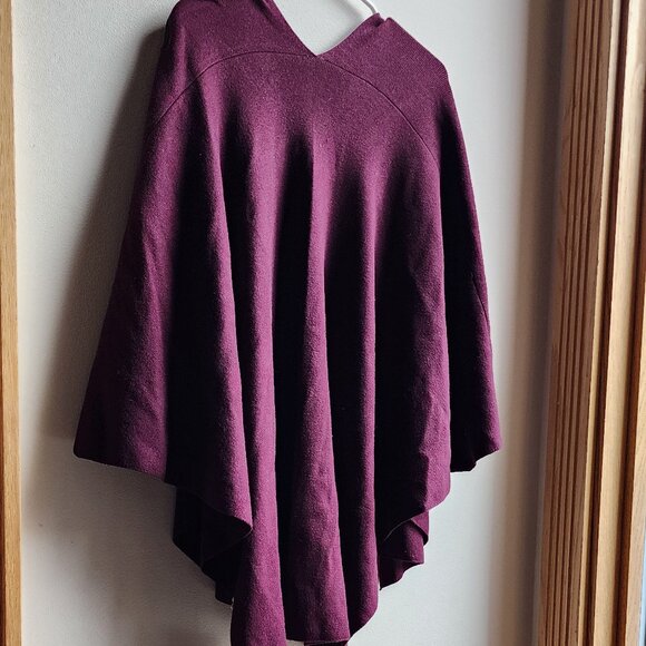 NWT Puli Purple Open Cape Style Sweater One Size - Picture 13 of 15
